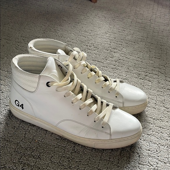 G/FORE White High-Top Sneakers with Minimalist Design Sneakers